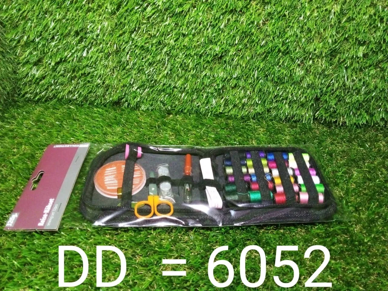 48 Pc Purse Sewing Set used for sewing of clothes and fabrics including all home purposes.