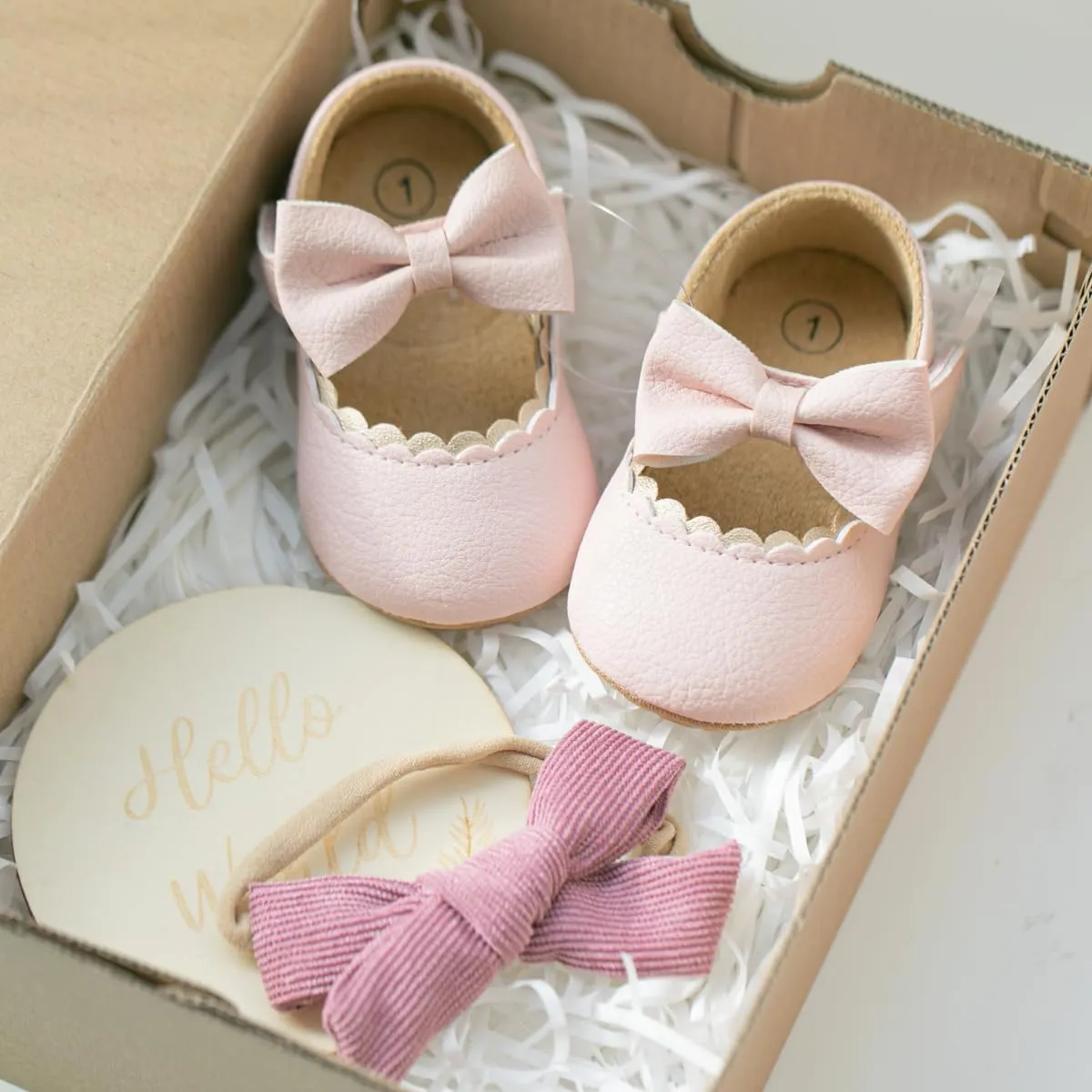 Baby Girls Soft Princess Dress Flats Shoes Infant Wedding Mary Jane Anti-Slip First Walker Newborn Shoe Baptism Christening Texture Sole Sneaker Shoes