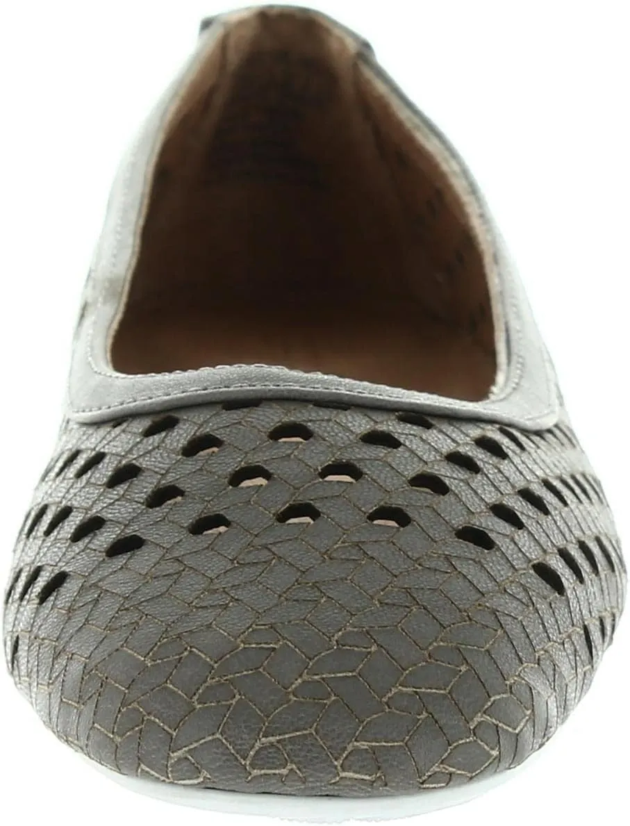 Gentle Souls by Kenneth Cole Women's Eugene Travel Ballet Woven Flat