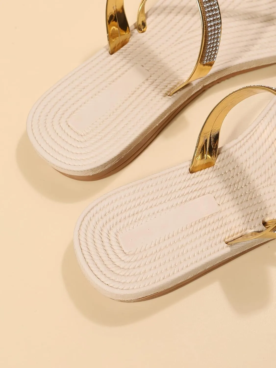 GORGLITTER Women's Rhinestone Glitter Outdoors Flat Sandals Toe Ring Slip on Open Toe Slide Sandals
