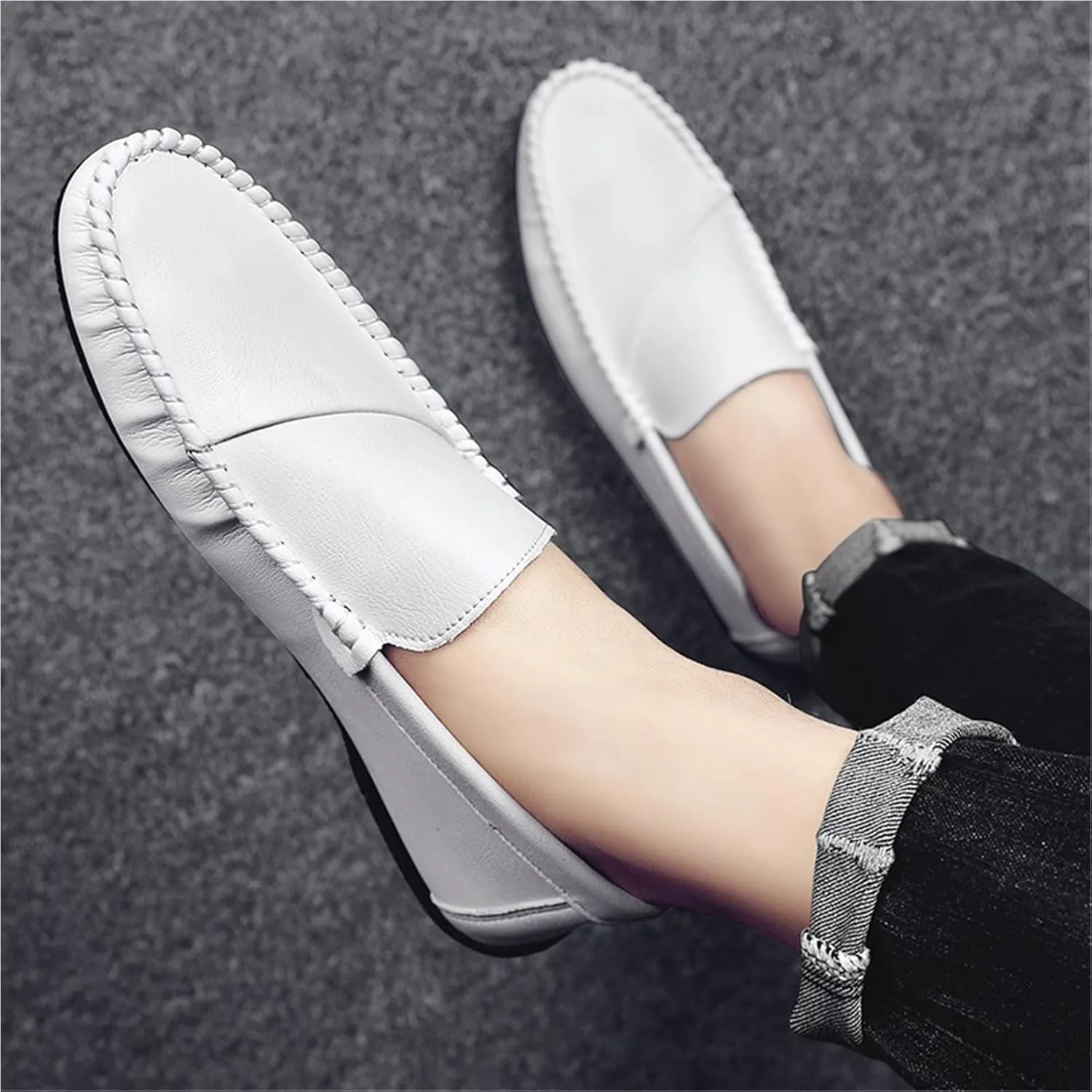 Loafers for Men Round Toe Solid Color Vegan Leather Loafer Shoes Comfortable Flat Heel Lightweight Classic Slip-on
