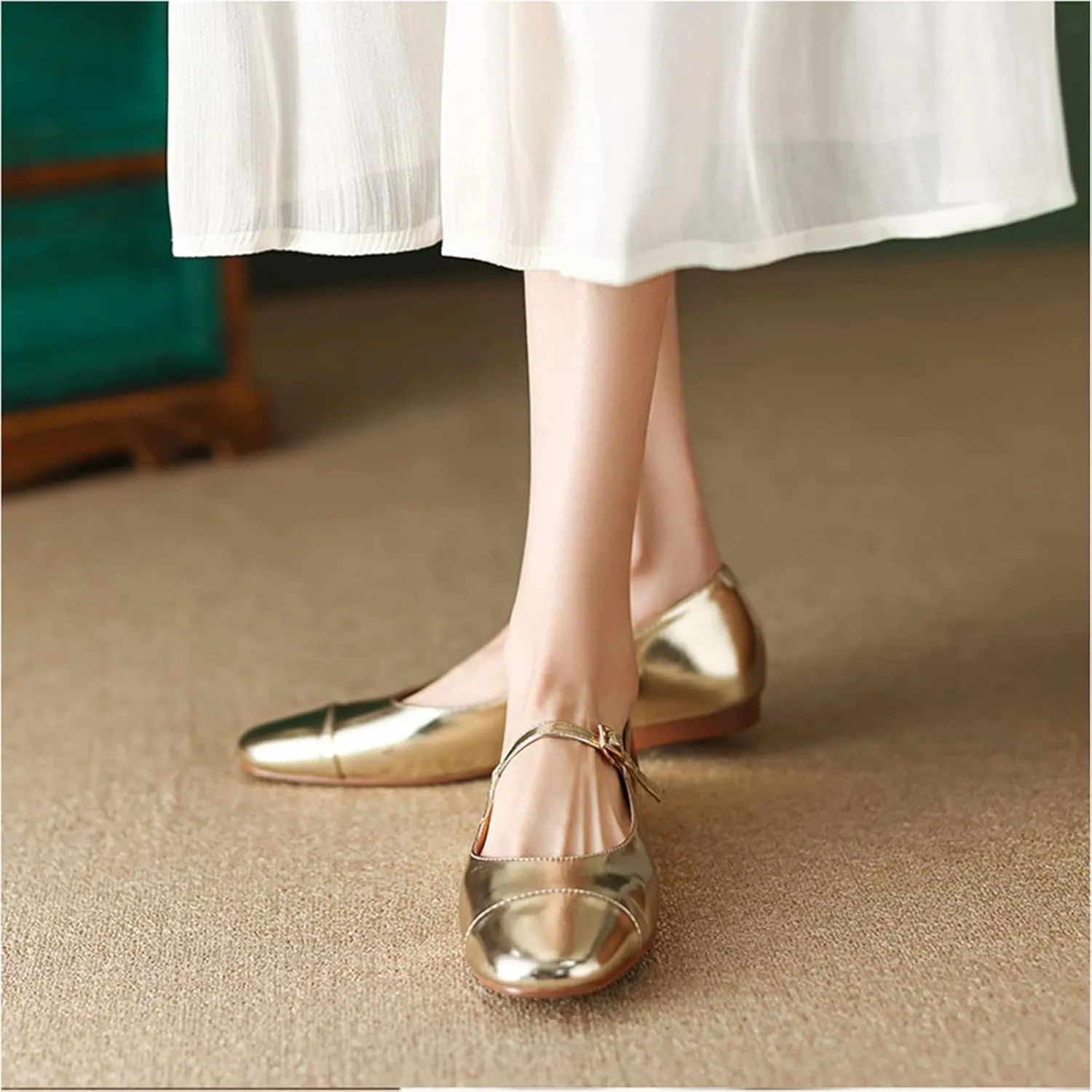 Lutalica W Women's Stylish Closed Cap Toe Matte Leather Two-Tone Instep Strap Ballet Flats Office Lady Comfort Round Toe Dress Mary Jane Flat Pumps Shoes