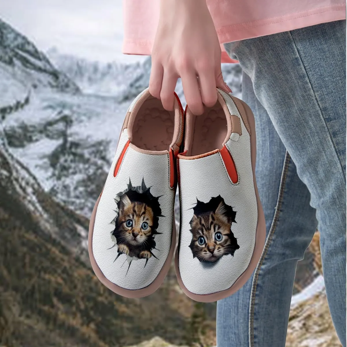 Men's Painted Travel Shoes Slip On Casual Comfortable Lightweight Flat Sole Wide Toe Animal Art 3D