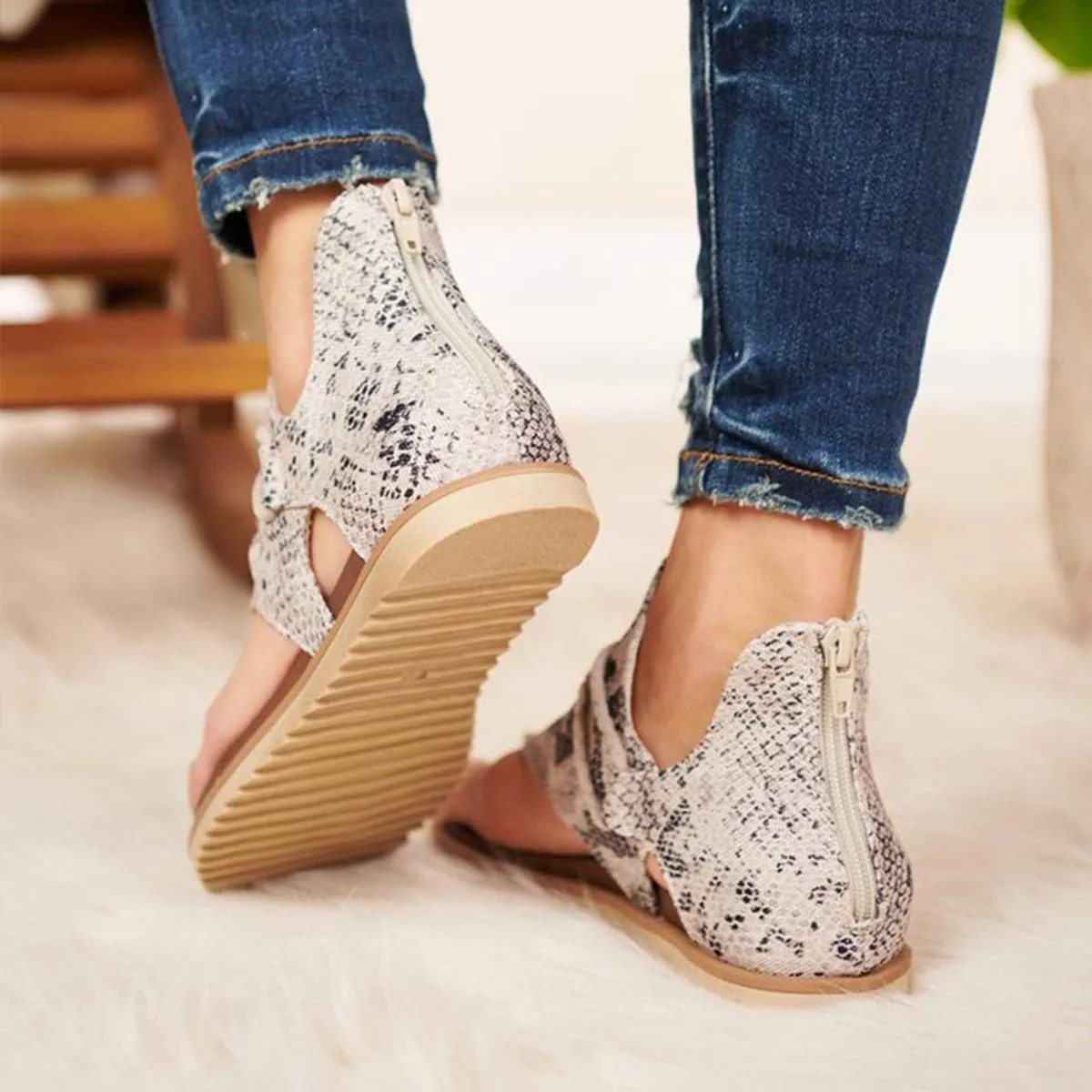 Women's Summer Gladiator Sandals Casual Comfortable Flip Flops Beach Shoes Ankle T-Strap Fashion Flat Heel Slip On Sandals for Summer (US10, Snakeskin Printed)
